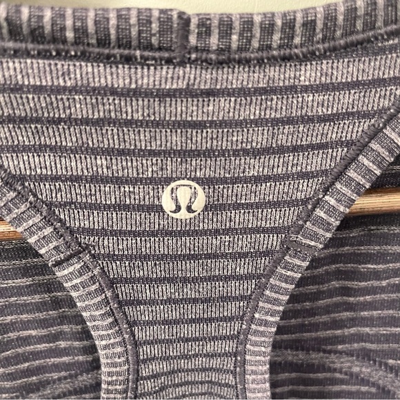 Lululemon Run: Swiftly Tech Tank Rugby Stripe Tonal Heathered Black Grape 8 - Picture 8 of 10